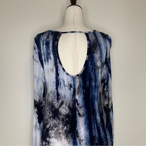 Entro Tie Dye Stretch Knit Key Hole Back Long Sleeves Dress - Picture 8 of 12